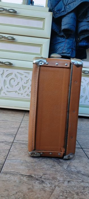 Чемодан советский