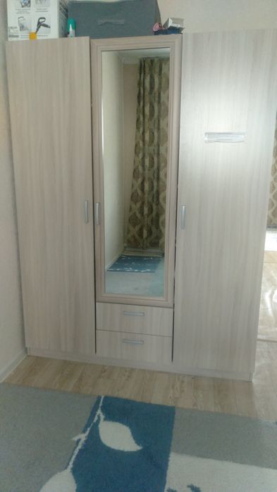 Продам шкаф в хорошем состоянии