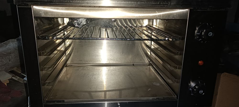 Продам печь гриль- Salamander