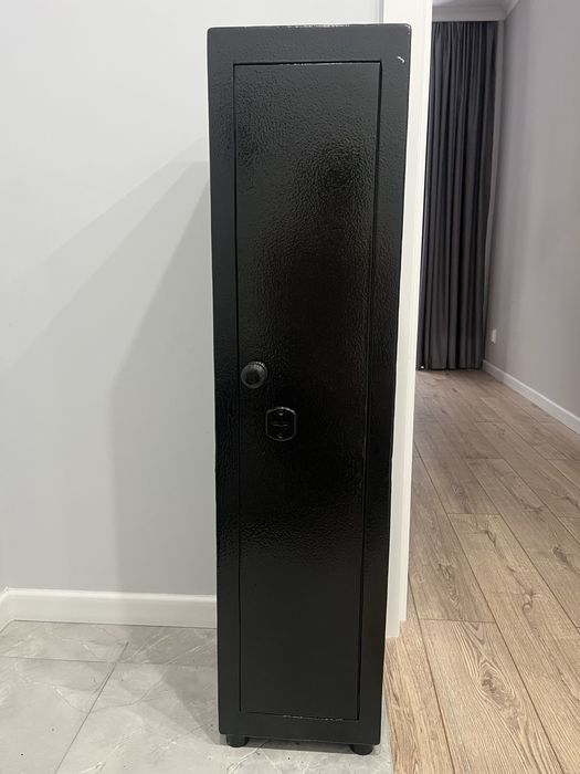 Продам новый сейф