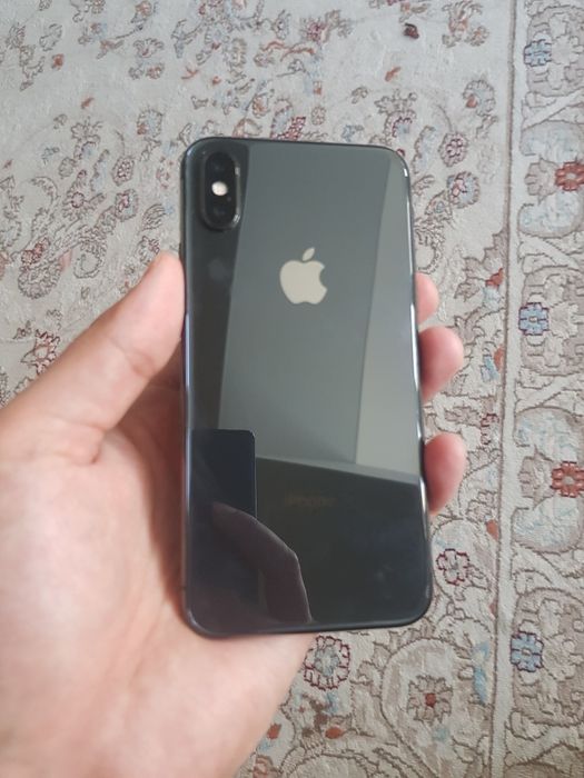Продам iPhone X 256 GB black.