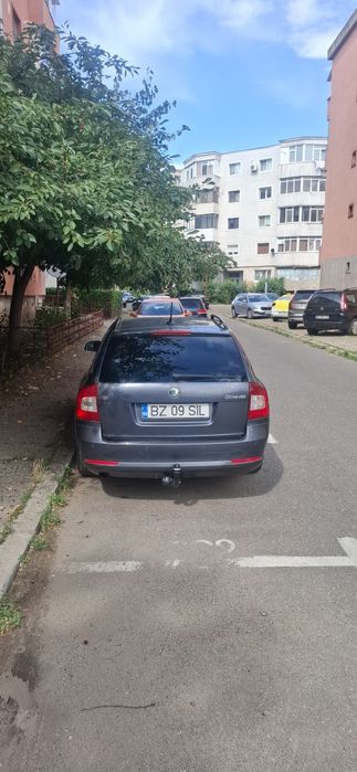 SKODA Octavia 2012 — imagine 2