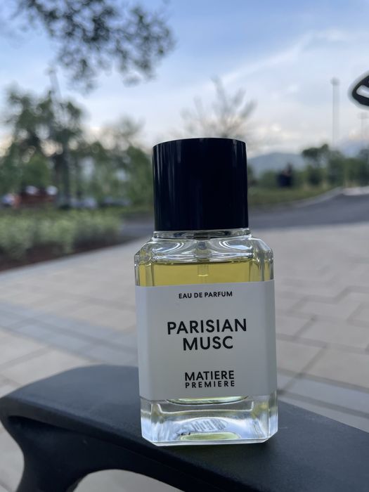 Amouage, matiere premiere, hugo boss.