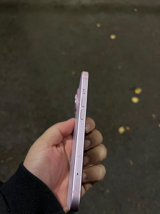 Iphone 15 pink 256гб торг есть