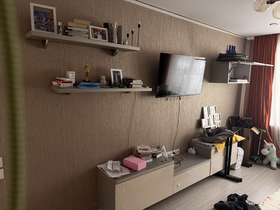 Стенка в гостинную