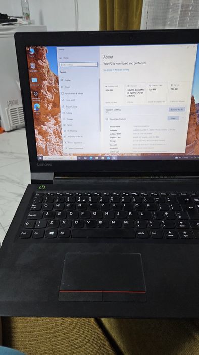 Laptop Lenovo I5+8gb ram +ssd 256 ( tastatura "defecta"
