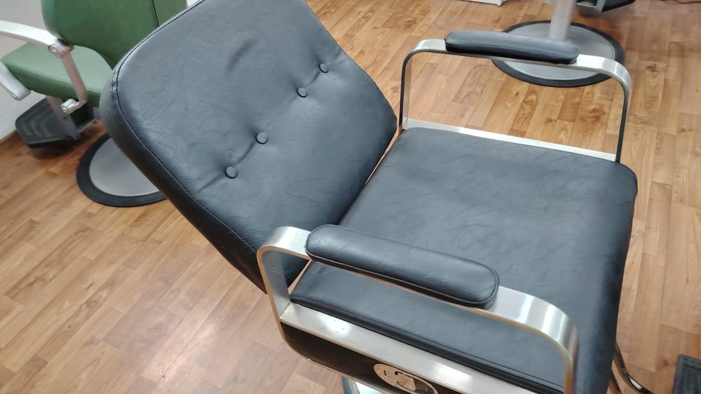 Кресло парикмахерское