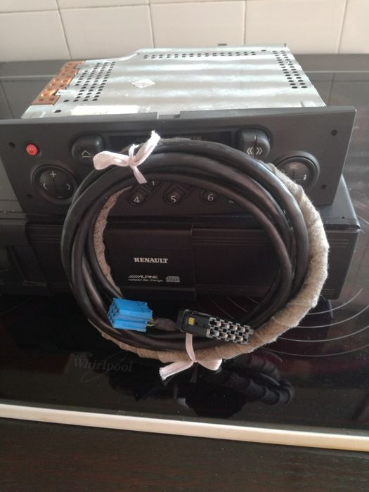 Ченджър и касетофон и сд за рено