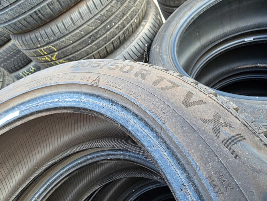 2бр Всесезонни гуми 205 50 17 - Continental