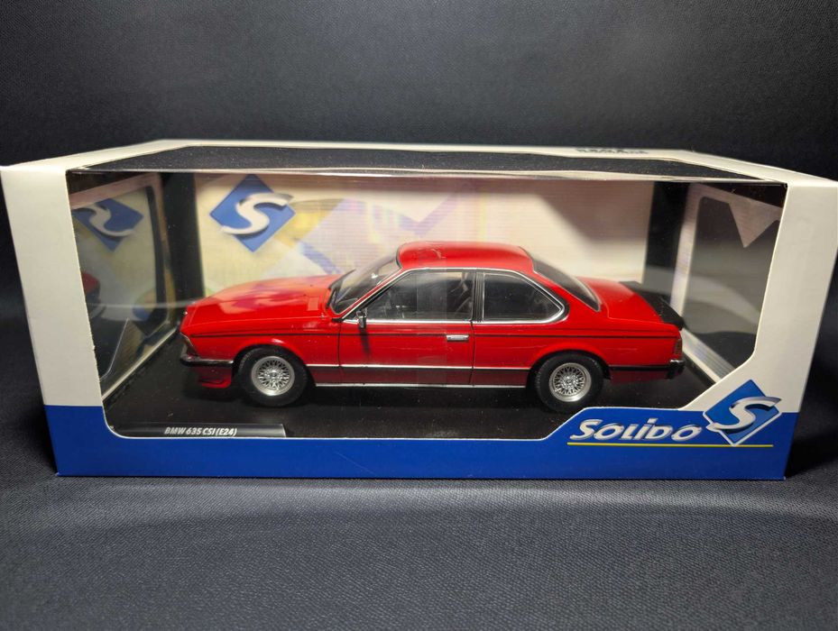 Machete Solido 1:18 BMW