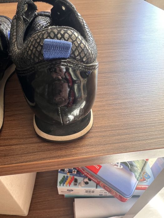 Спортни обувки/маратонки Guess