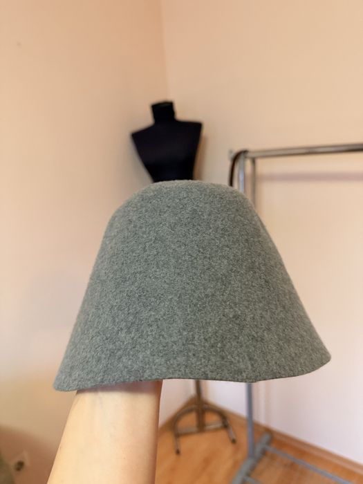 Вълнена шапка тип кофа Mango