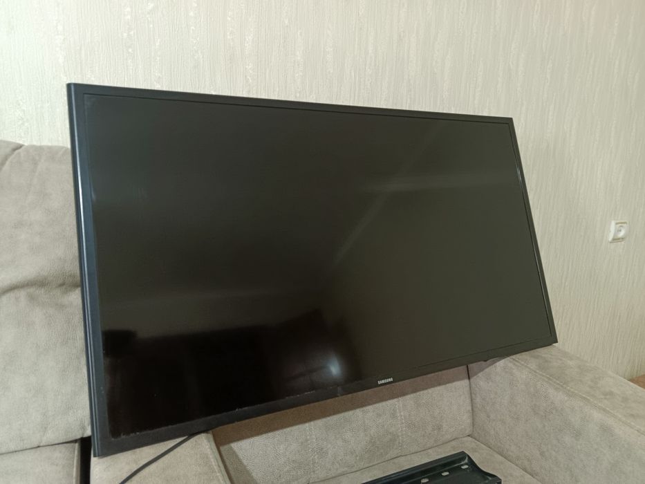 Продам телевизор Samsung