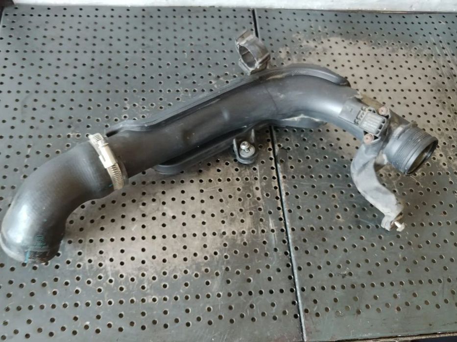 furtun tubulatura intercooler 2.0 tdi cff vw passat  b7 tiguan golf 6 skoda superb seat altea 1k0145838af