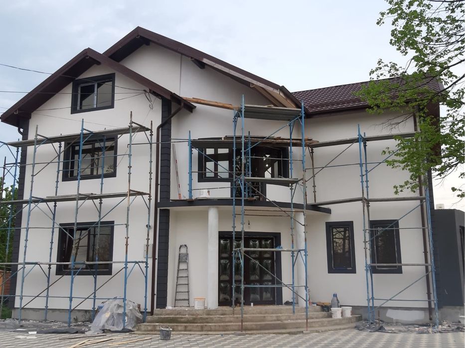 Schela metalica de inchiriat