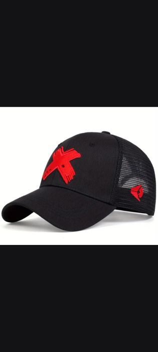 Шапки с козирка - мъжки, различни модели