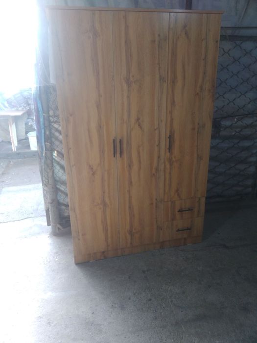 Шкафы для одежды с доставки