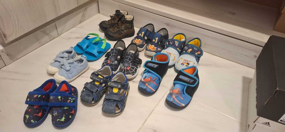 Обувки за момче от 20 намер до 27номер