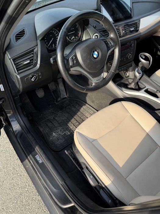BMW X1 18D Xdrive