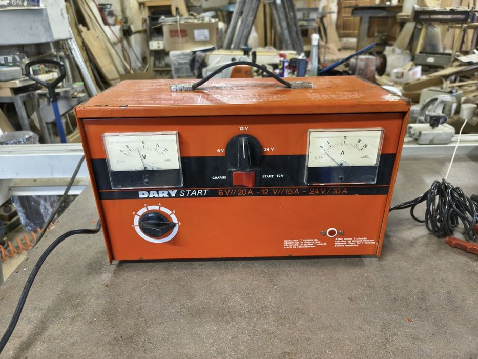 Стартово с зарядно Dary Start