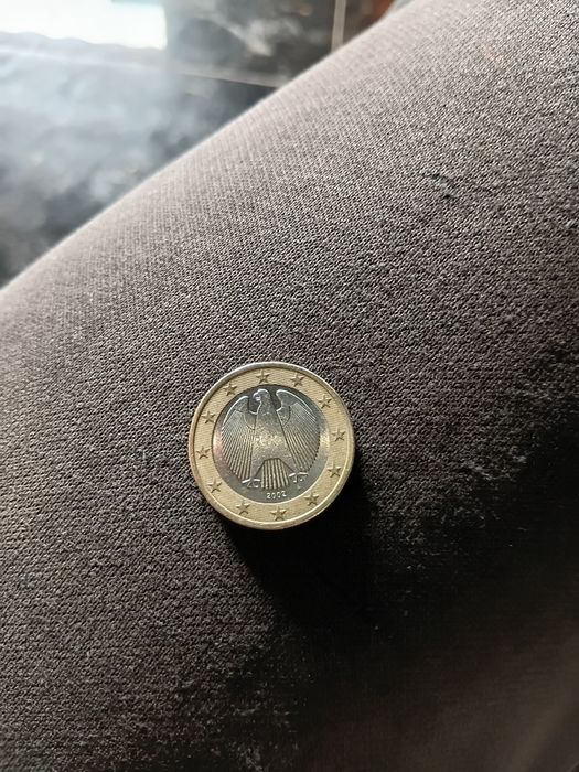 Moneda 1 euro, emisa in anul 2002, Germania. Moneda este un model rar, de colectie.