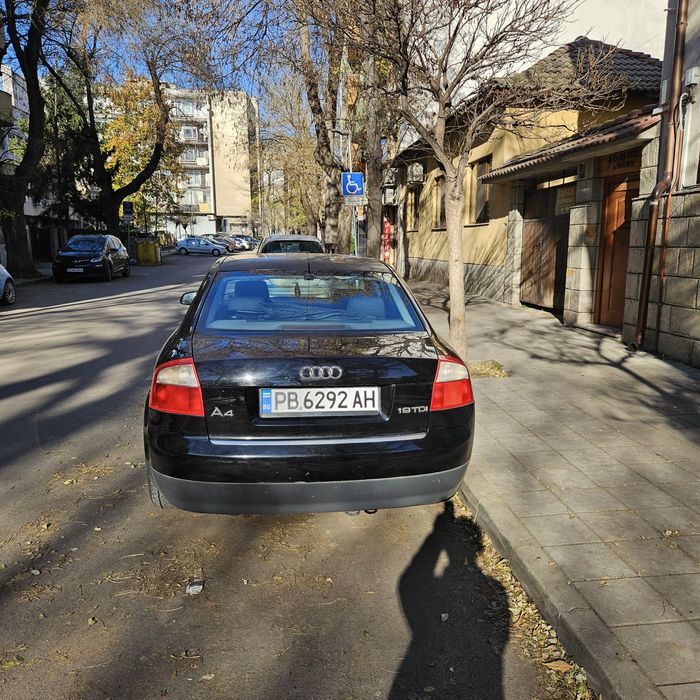 Ауди А 4. В пълна изправност.