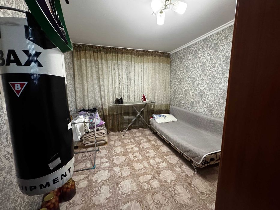 Продам 2х комн кв 8мкр