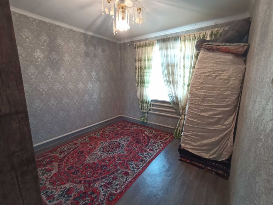 Возле Аэропорта Продается дом