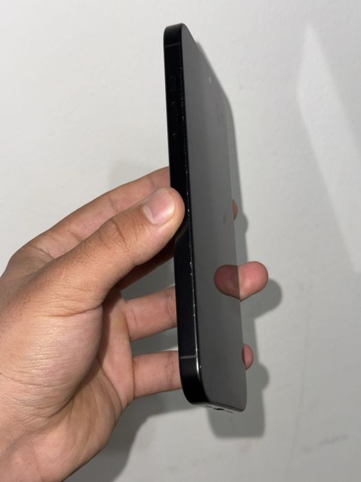 Iphone 16 pro max в идеалее