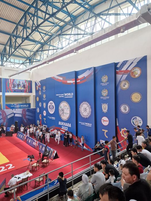 Наружная реклама Печать на баннере,оракал,паук,наклейка