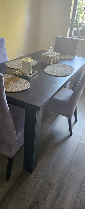 Masa dining ( bucatarie, living, sufragerie)