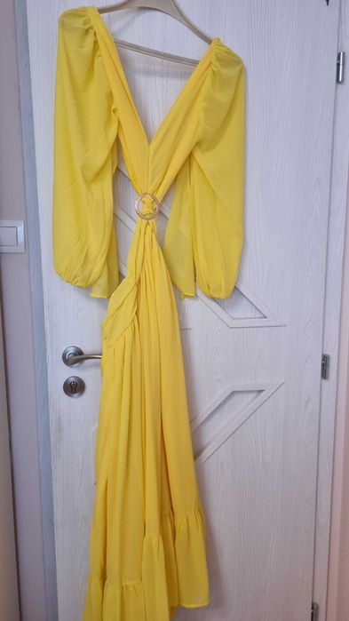 Дълга дамска рокля