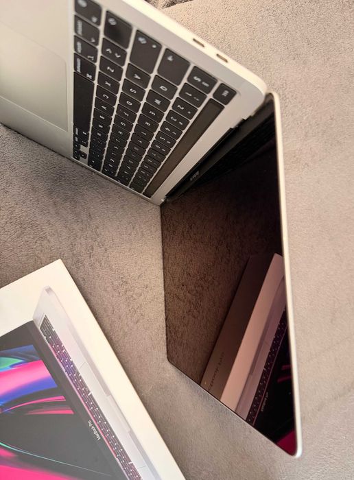 MacBook Pro 13-inch M1 (2020) A2338 Bucuresti Sectorul 4 • OLX.ro