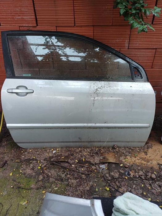 Части toyota corolla 2003