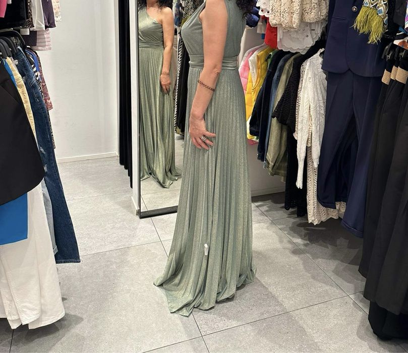 BSB официална рокля