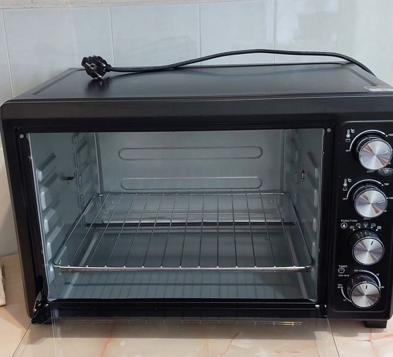 Продам электропечь