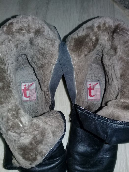 Продам зимние сапожки 36р