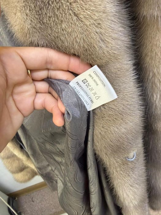 Продам норковую шубу