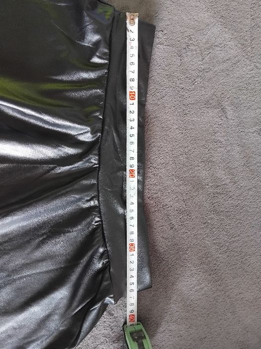 Кожена пола, ноеа