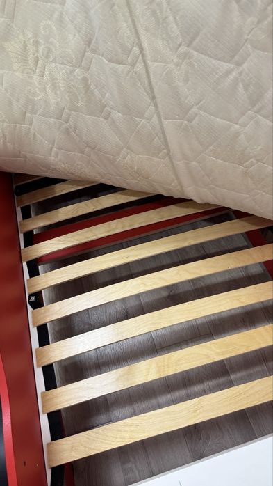 Кровать машинка отличное состояние