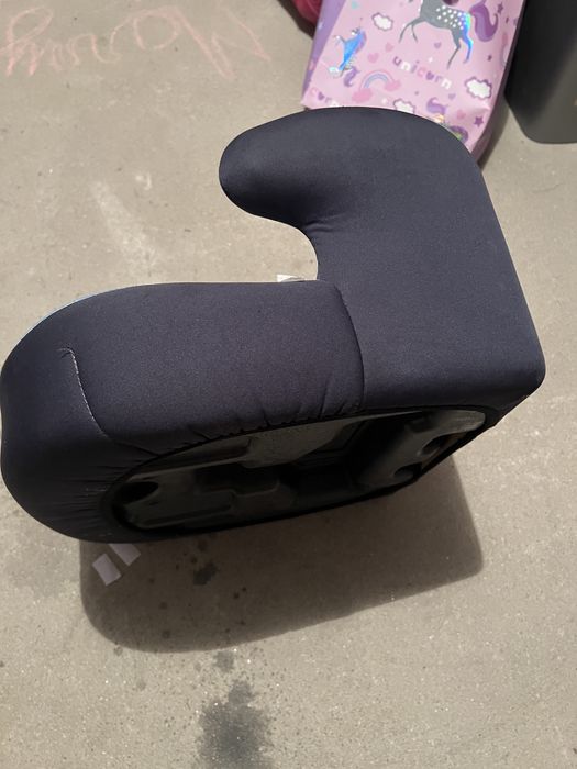 Înalțator auto/scaun copil auto