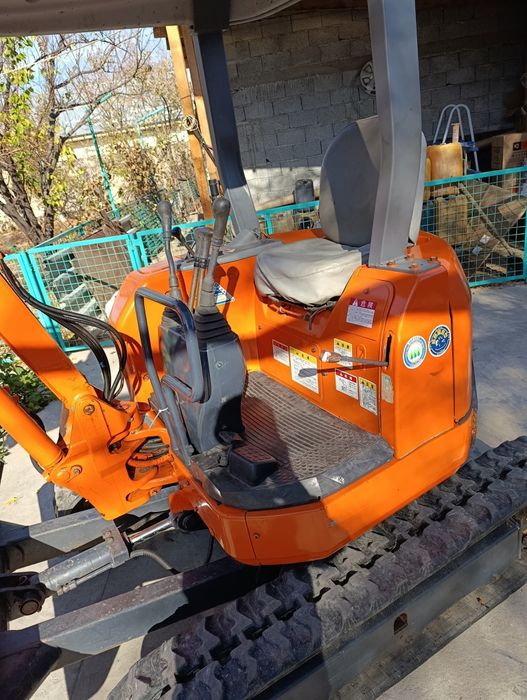 Продам мини экскаватор Hitachi EX20U