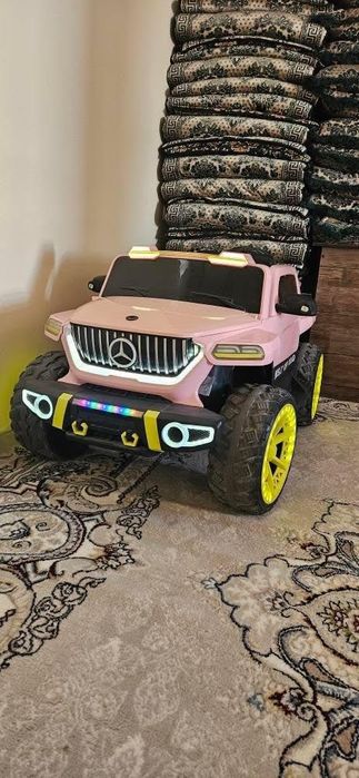 elektron mashinacha yangidek 4 milon kami bor 100 kg kótaroladi