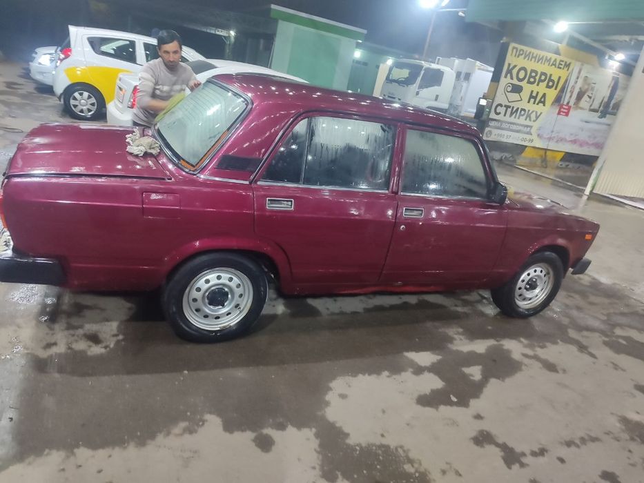 vaz 2105 sotiladi 1 500. ozro kami bor