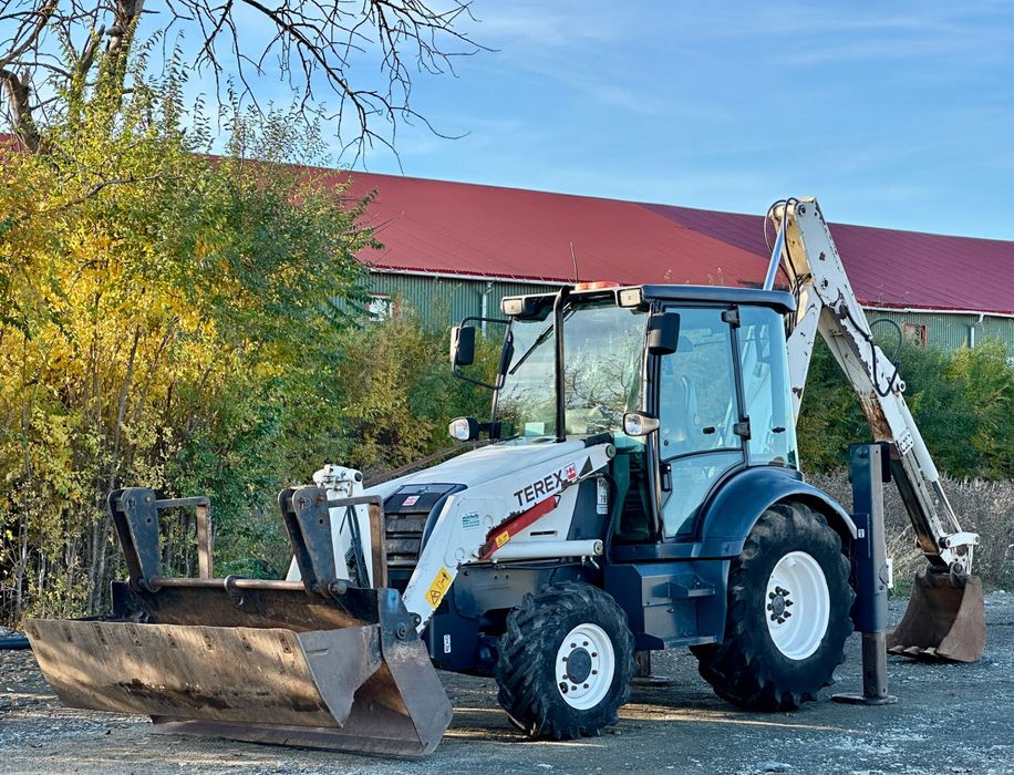 Buldoexcavator Terex 860SX / Motor Perkins