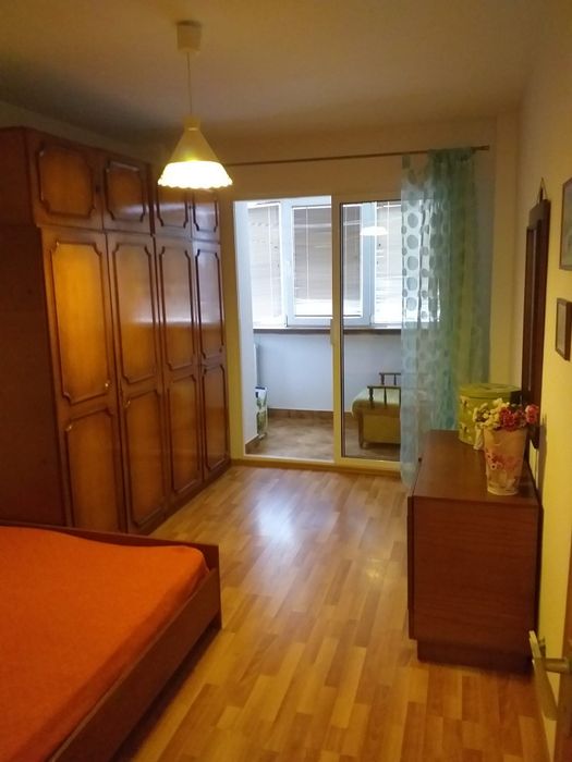 De vânzare apartament 3 camere.