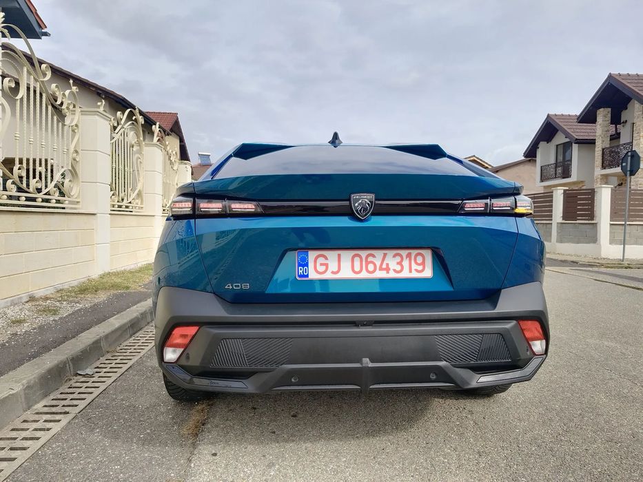 Peugeot 408 Noul Peugeot 408, An 2023, 1.2L PureTech 130 S&S EAT8 Allure Pack Auto