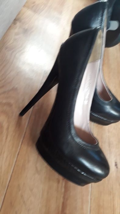 Туфли из натуральной кожи