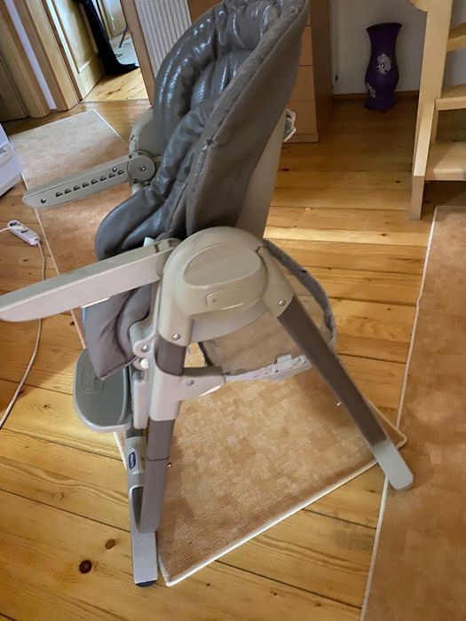 Scaun masa chicco polly magic