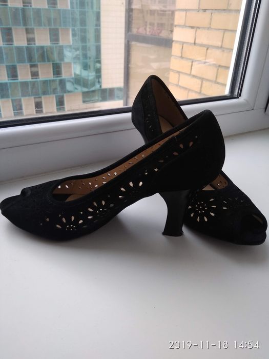 Продам туфли в отличном состоянии